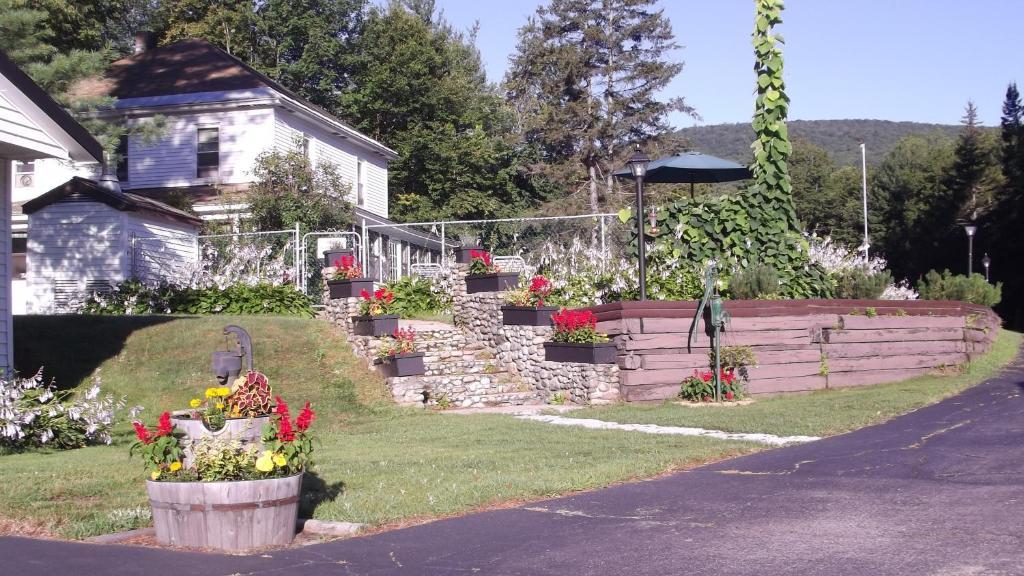 Profile Motel & Cottages Lincoln Exterior photo